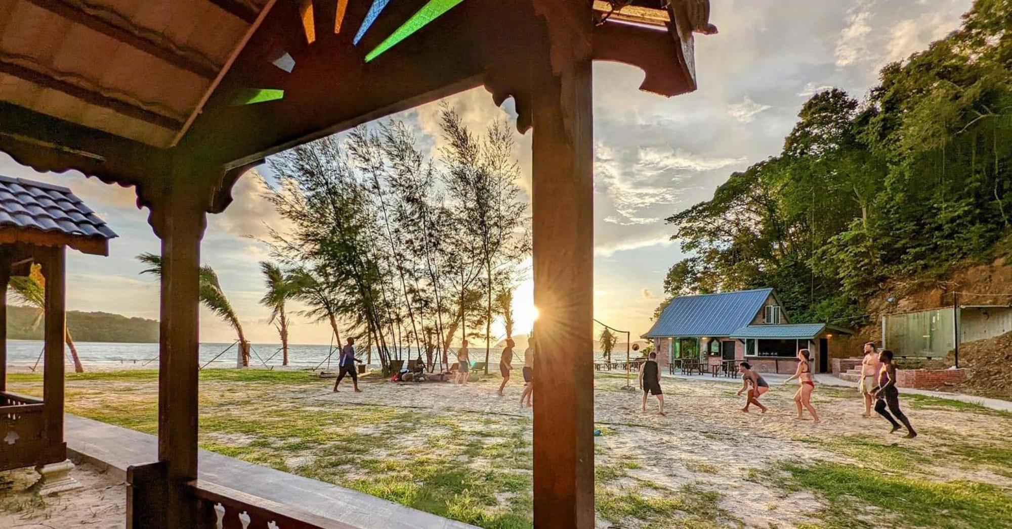 Langkawi Pantai Cenang - Private Beach Glamping Experience Ngoại thất bức ảnh